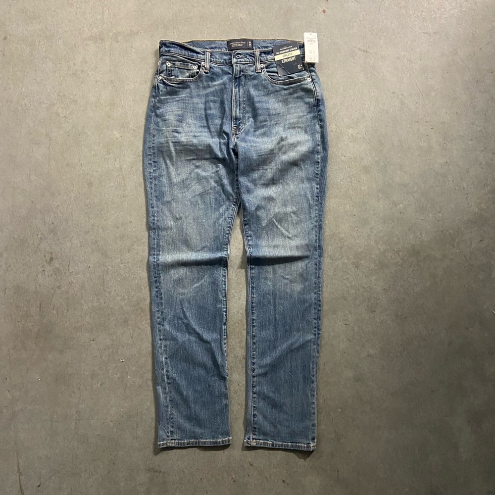 Abercrombie & Fitch Athletic Straight Men’s 33x34 Blue Jeans